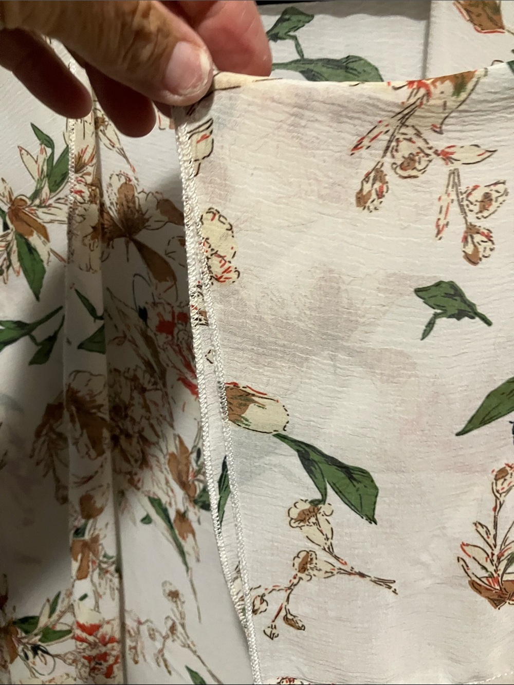 Emory Park Floral Top in White, Green, Tan - Picture 9 of 10